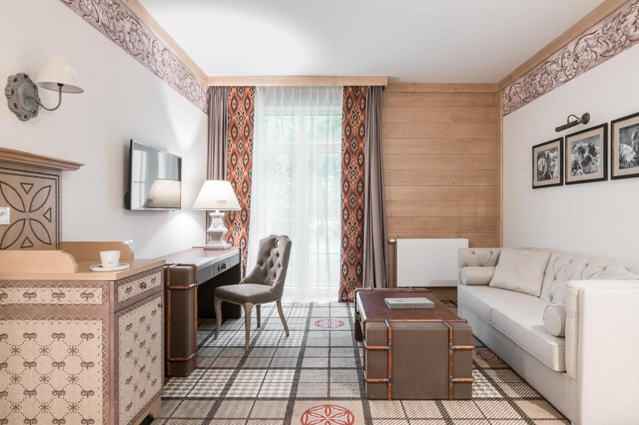 Aries Hotel & Spa 비스와 외부 사진