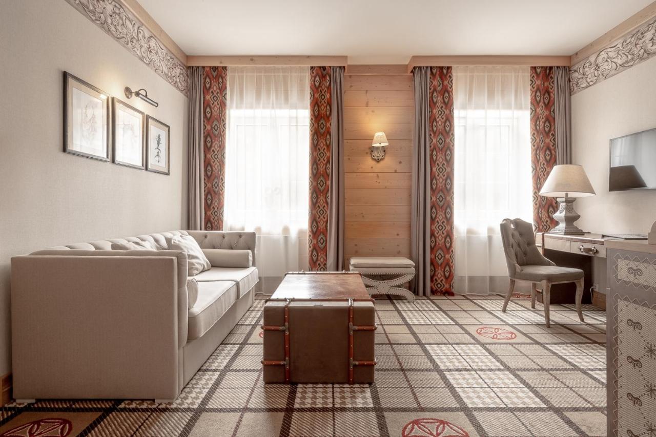 Aries Hotel & Spa 비스와 외부 사진