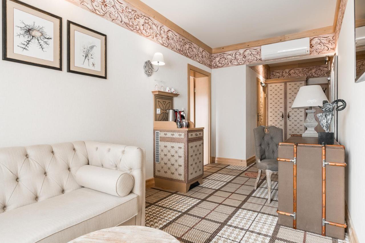 Aries Hotel & Spa 비스와 외부 사진